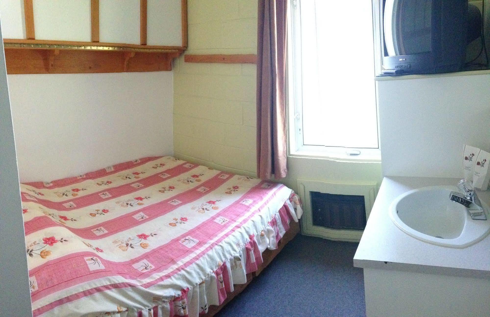 شيربروك Motel Econonuit المظهر الخارجي الصورة